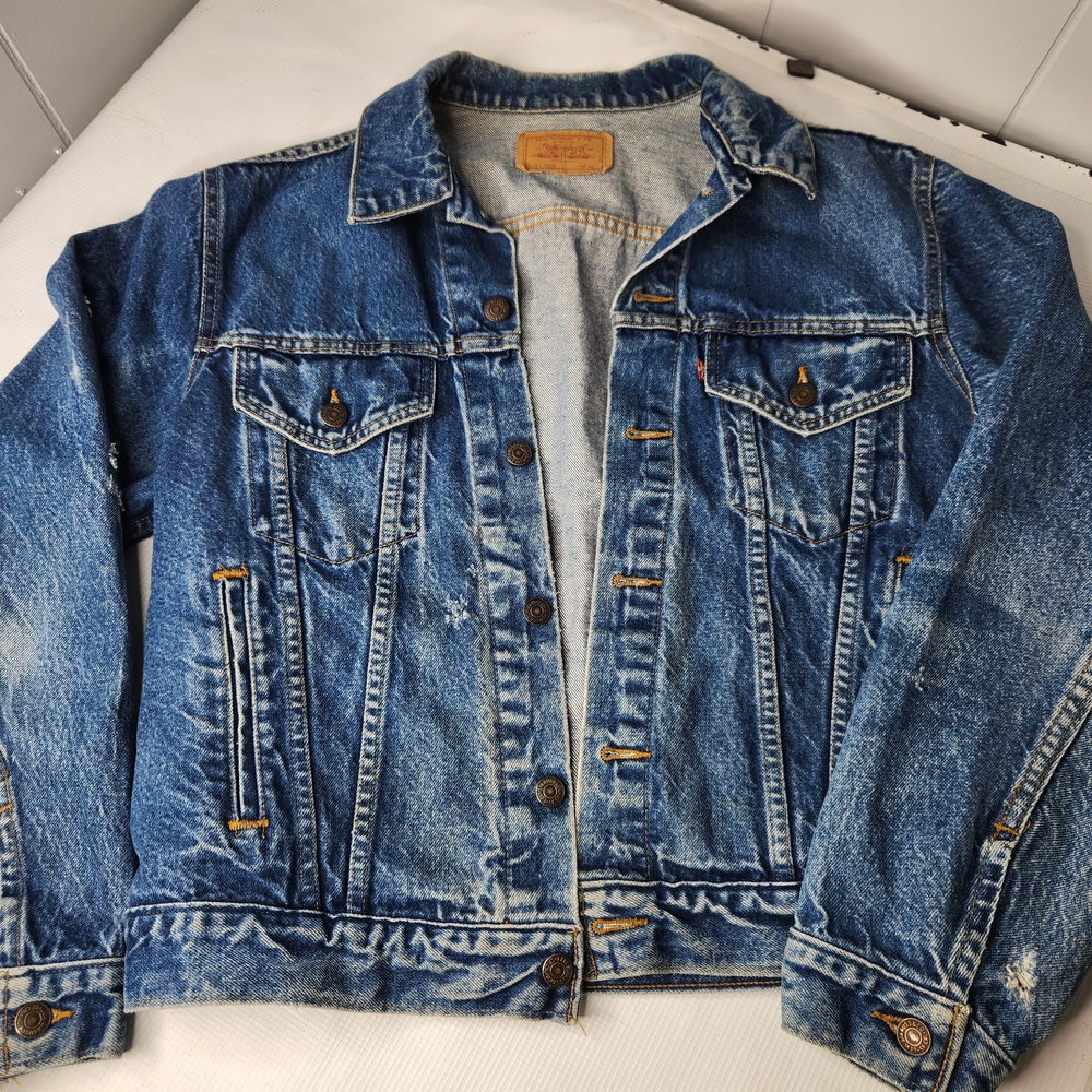 Vintage 80s Levis Denim Trucker Jacket Size 44 Blue USA Made 70506-0216 Type 3
